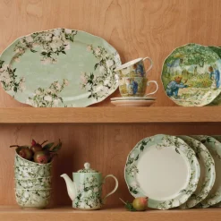 The Met Store Van Gogh Roses Dinner Plate